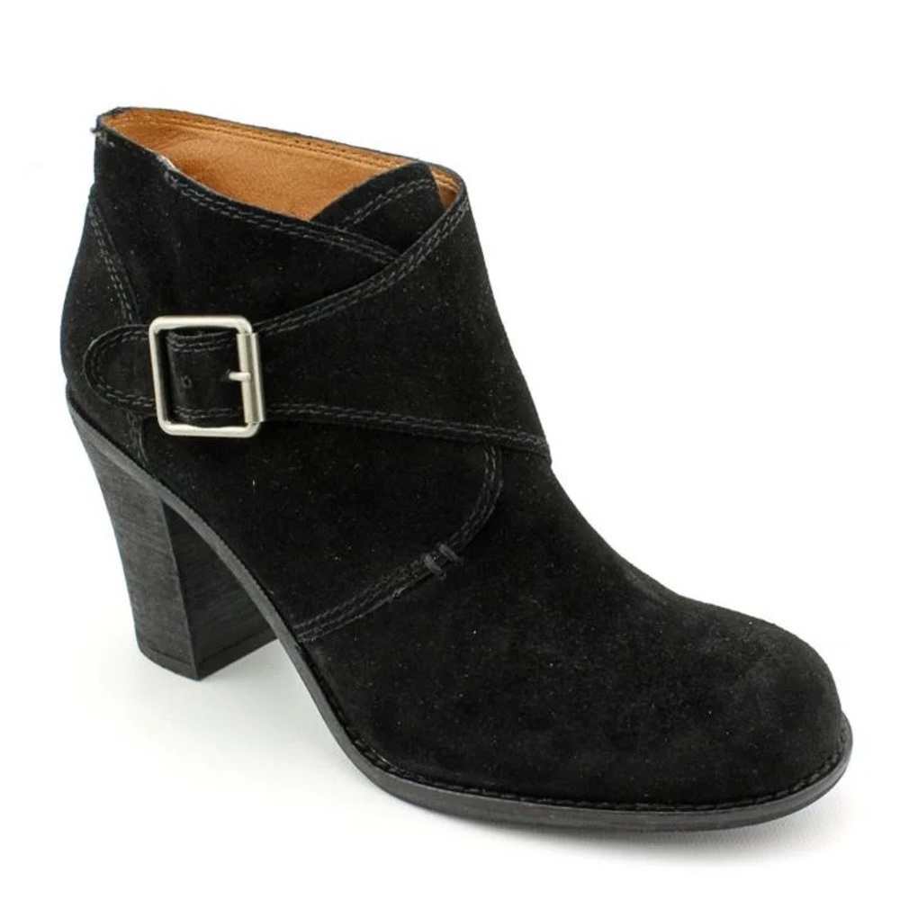 Lucky Brand | Mickie Buckle Black Ankle Boots - Picture 1 of 8